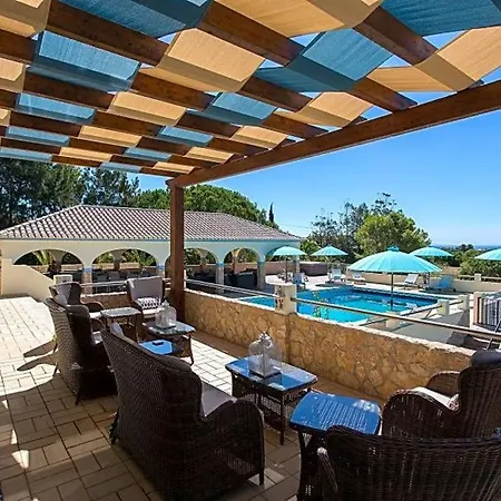 Carvoeiro Sleeps 22 Air Con Wifi Villa