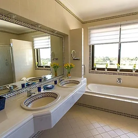 Carvoeiro Sleeps 22 Air Con Wifi Villa *