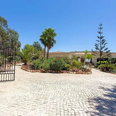 Carvoeiro Sleeps 22 Air Con Wifi Carvoeiro (Lagoa)